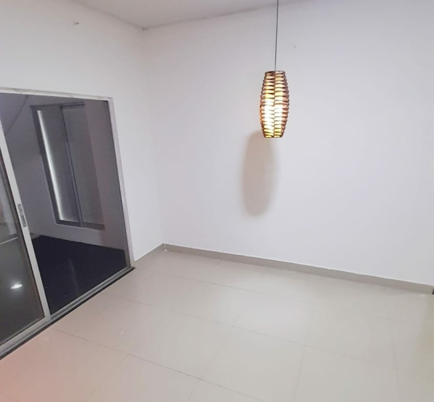 casa-en-arriendo-en-arauca-barrio-bulevar-de-la-ceiba-inmobiliaria-arauca-area-cocina