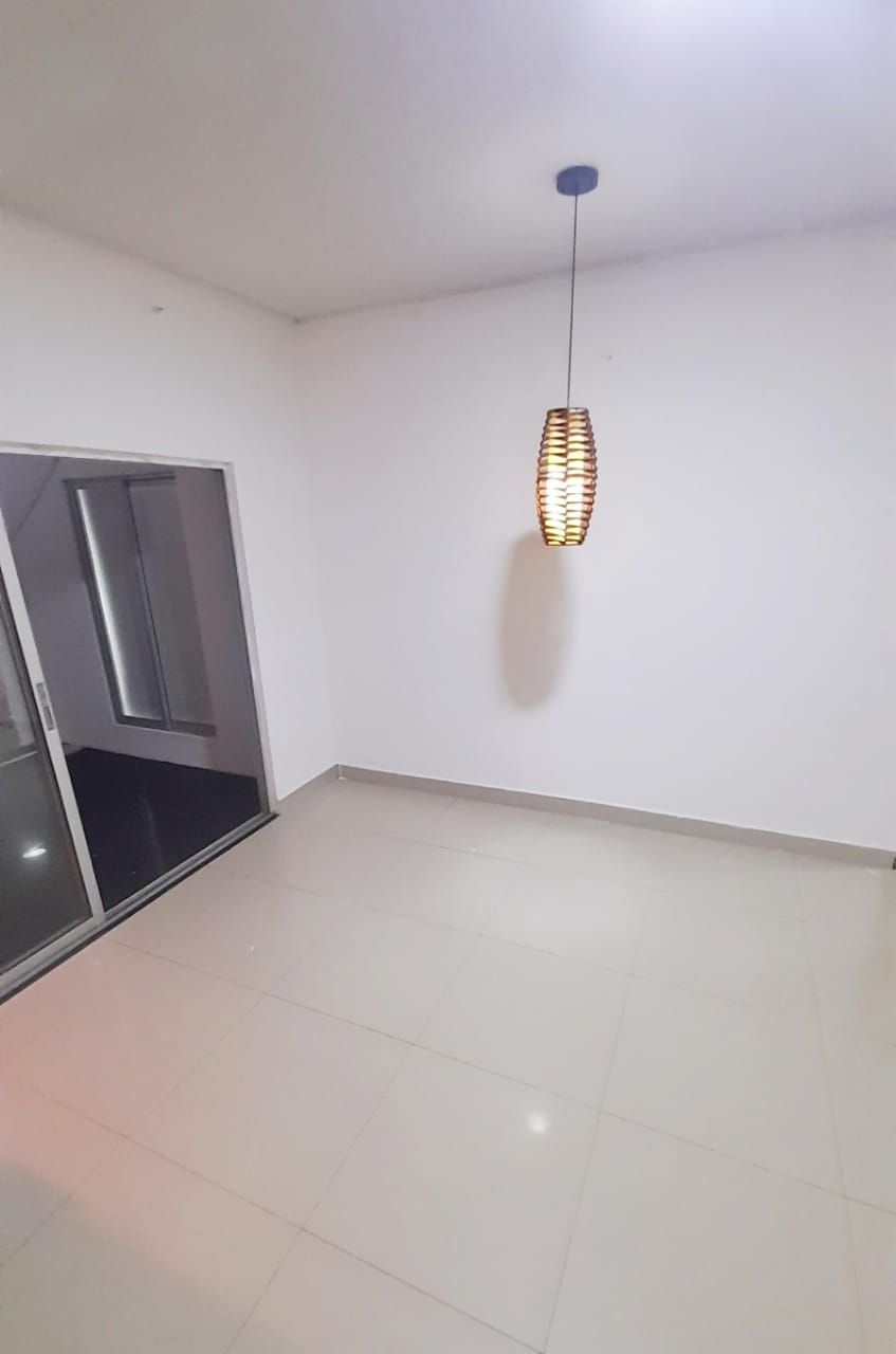 casa-en-arriendo-en-arauca-barrio-bulevar-de-la-ceiba-inmobiliaria-arauca-area-cocina