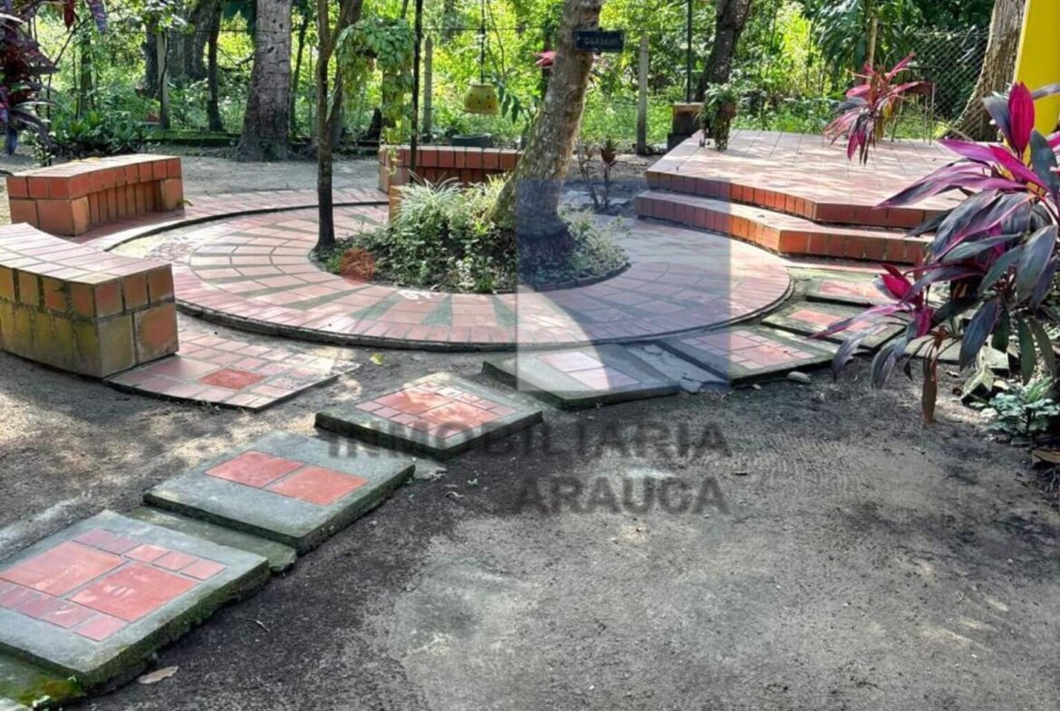 casa-para-uso-comercial-en-arriendo-oficinas-en-arriendo-barrio-chorreras-en-arauca-inmobiliaria-arauca-terraza