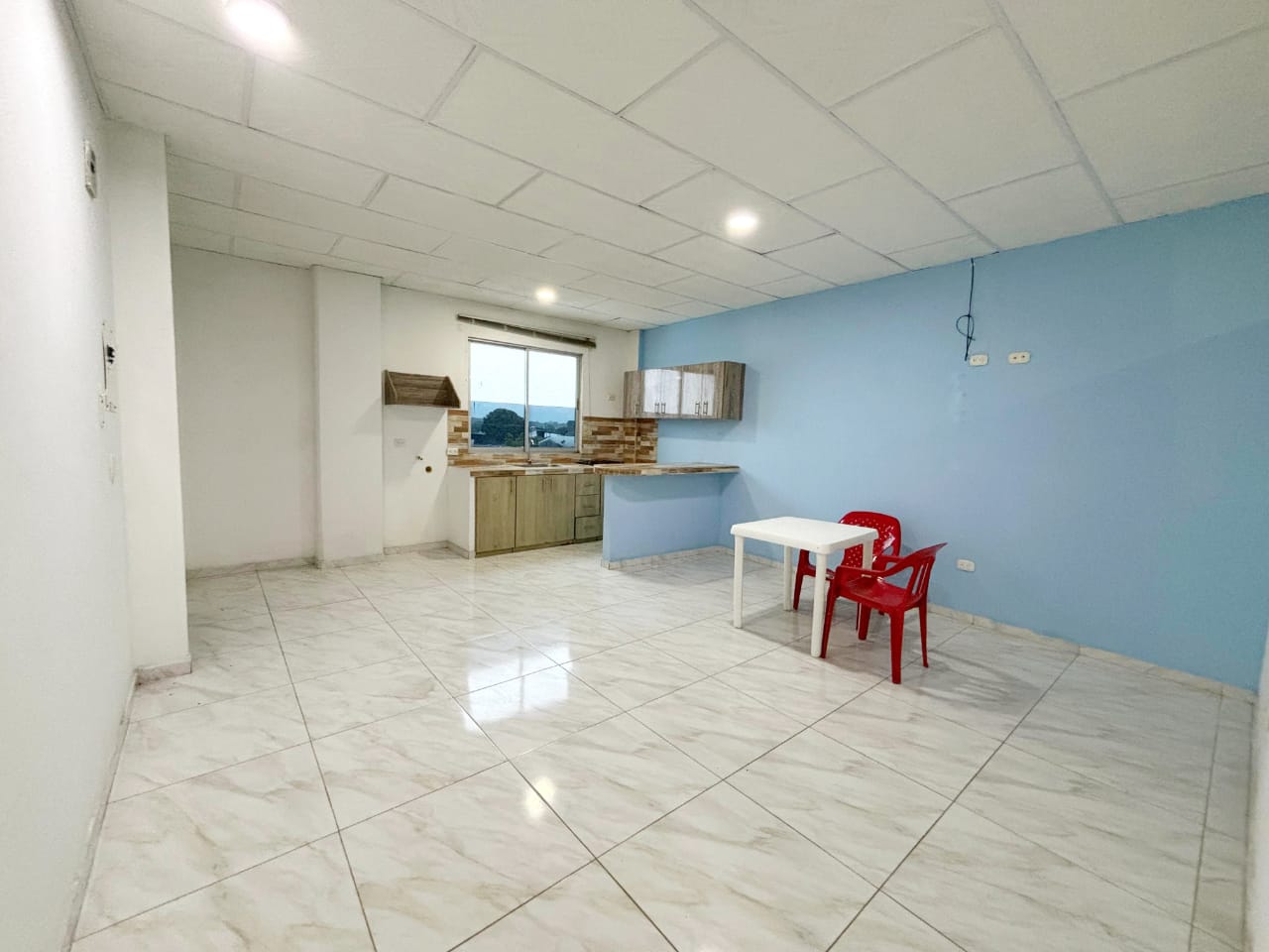 Apartamento-en-arriendo-ortolight-barrio-la-esperanza-en-arauca-inmobiliaria-arauca-sala-comedor