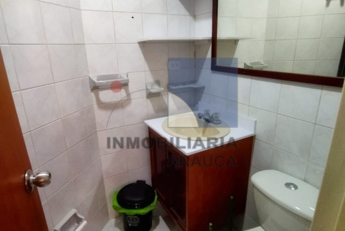 apartaestudio-en-venta-en-arauca-edificio-montecasino-inmobiliaria-arauca-bano