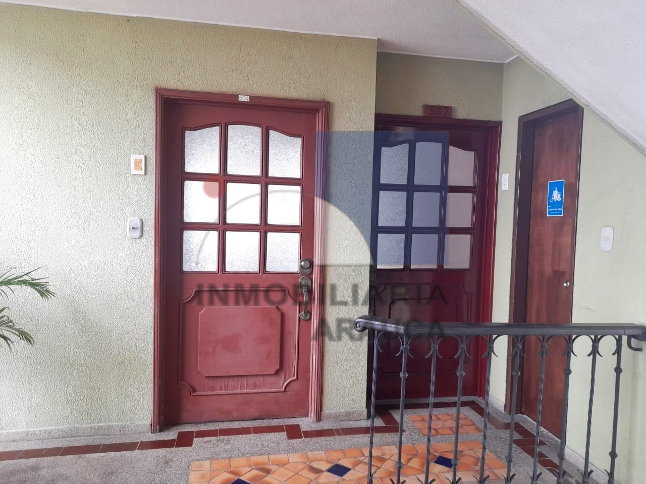 apartaestudio-en-venta-en-arauca-edificio-montecasino-inmobiliaria-arauca-entrada-principal