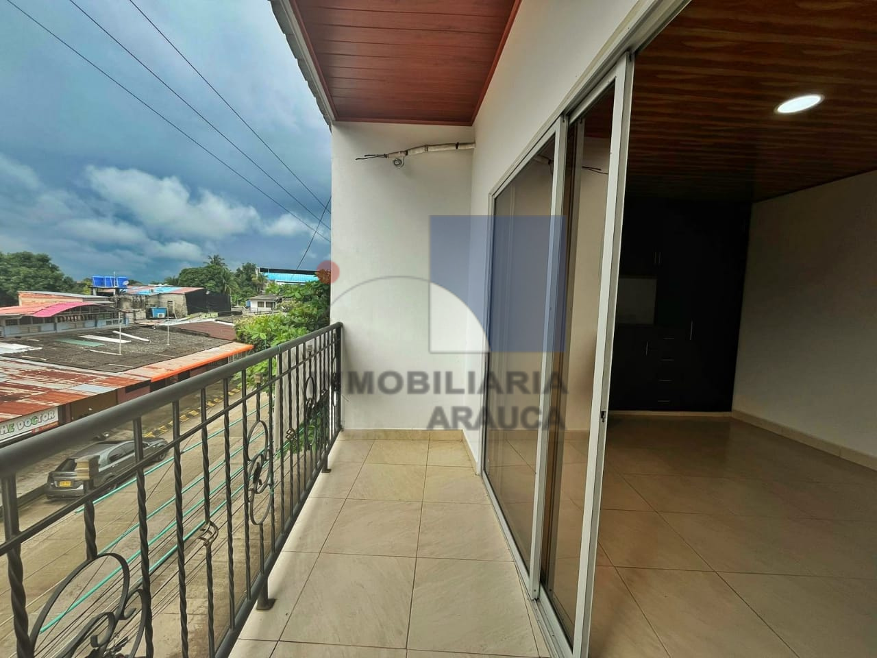 apartamento-en-arriendo-en-arauca-barrio-las-americas-inmobiliaria-arauca-balcon