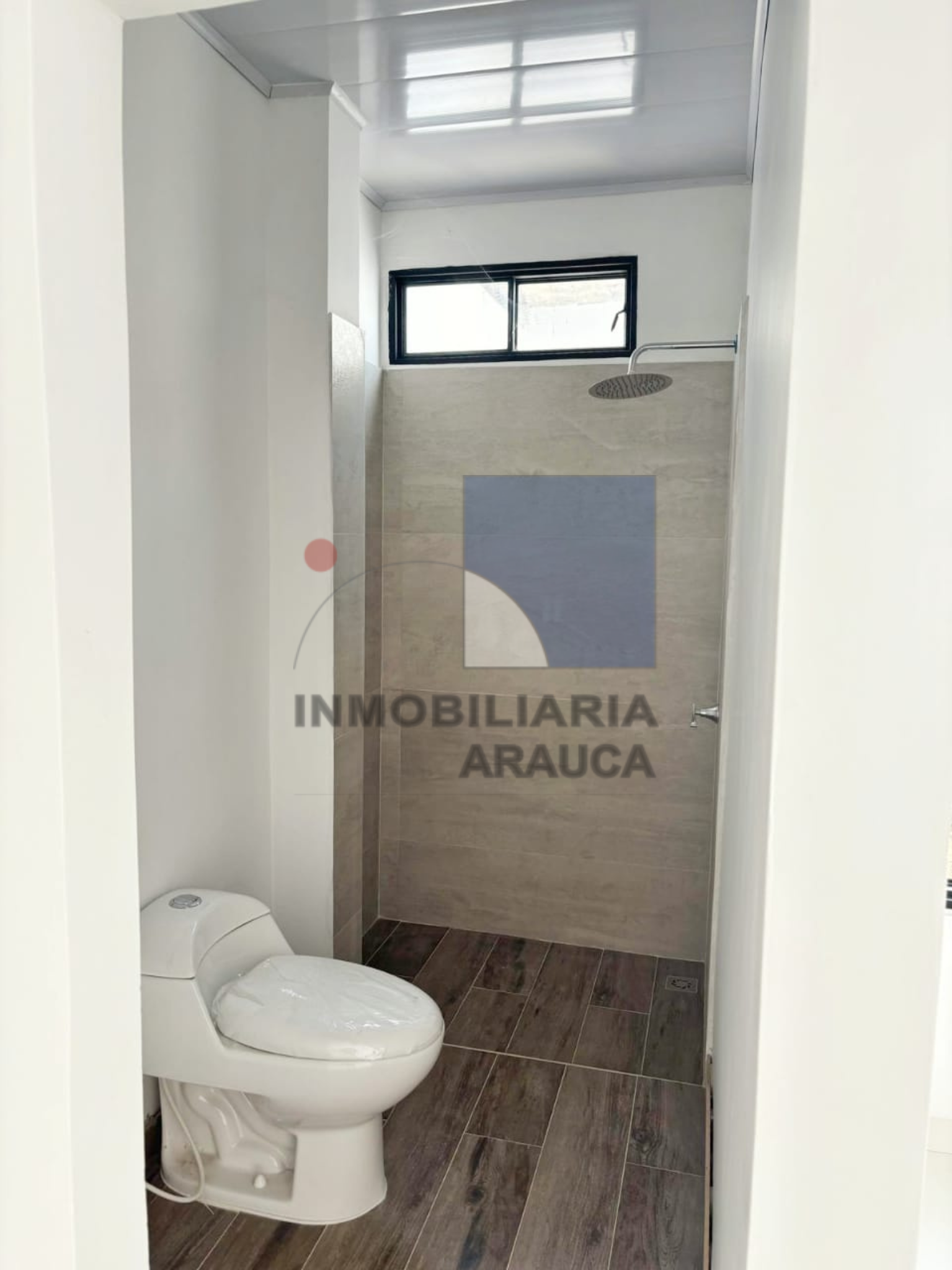 casa-en-venta-en-arauca-conjunto-urbanizacion-el-bosque-inmobiliaria-arauca-bano3