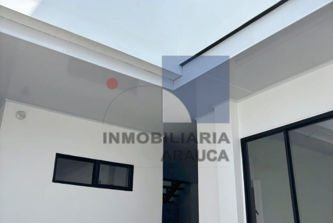 casa-en-venta-en-arauca-conjunto-urbanizacion-el-bosque-inmobiliaria-arauca-patio-exterior