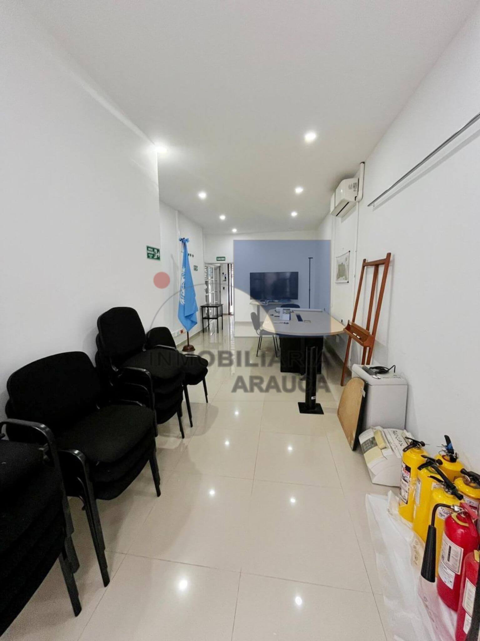 casa-para-uso-comerical-oficinas-en-arauca-barrio-union-en-arauca-inmobiliaria-arauca-pasillo