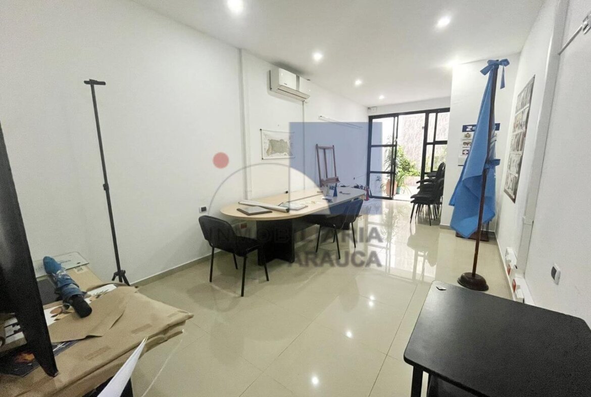casa-para-uso-comerical-oficinas-en-arauca-barrio-union-en-arauca-inmobiliaria-arauca-sala-de-juntas