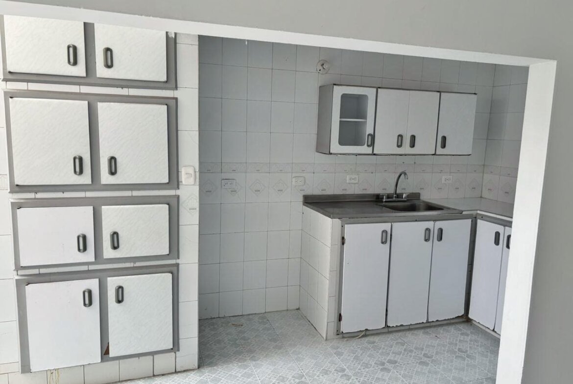 casa-santa-barbara-arauca-inmobiliaria-arauca-cocina1